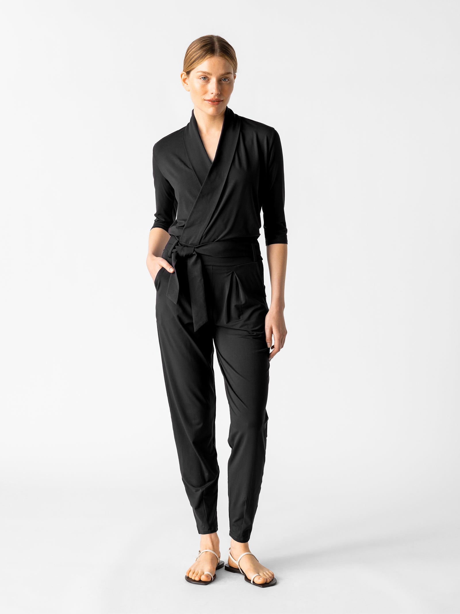 Eleganter Jumpsuit aus blickdichter Bambusviskose