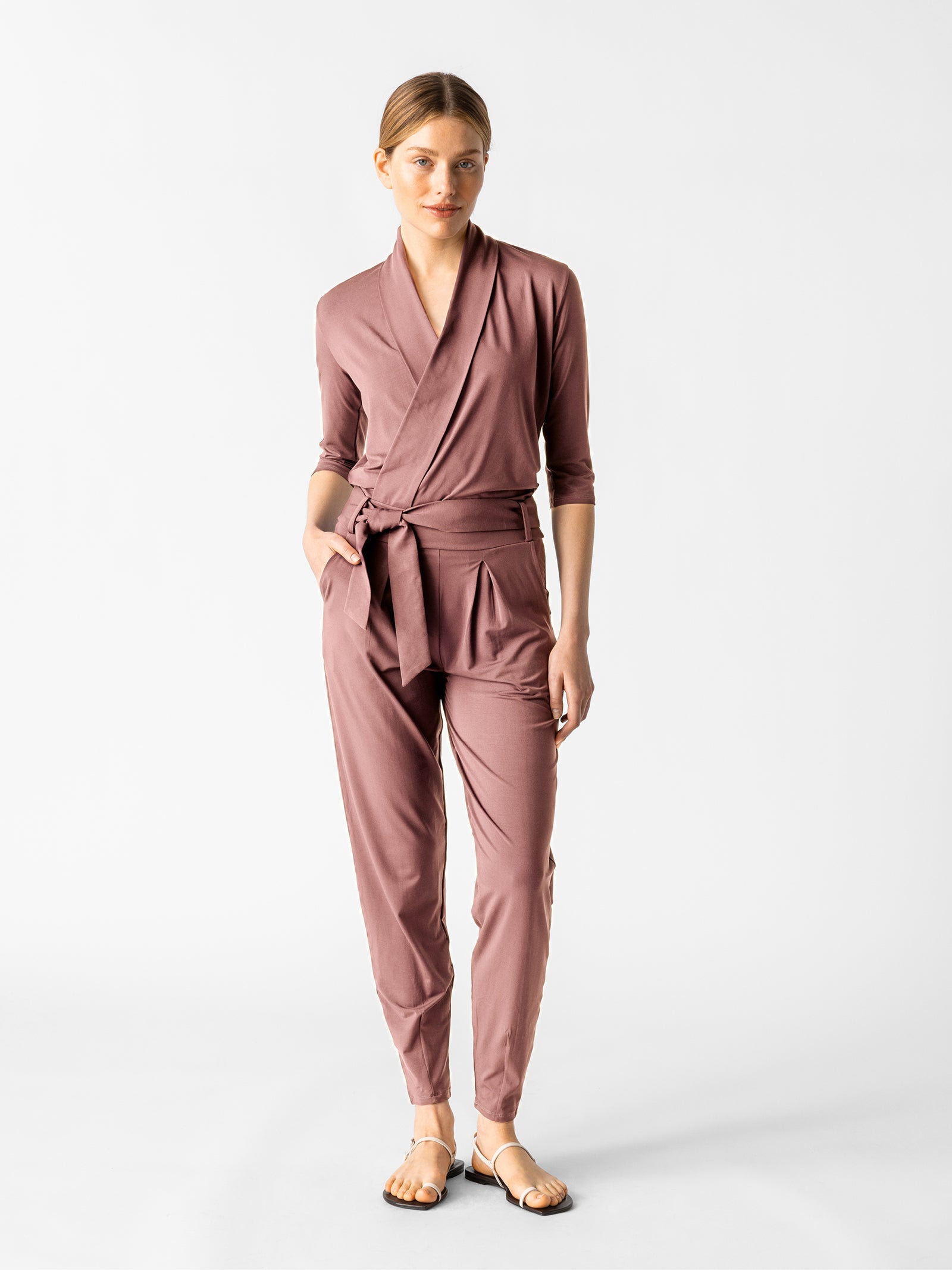 Eleganter Jumpsuit aus blickdichter Bambusviskose
