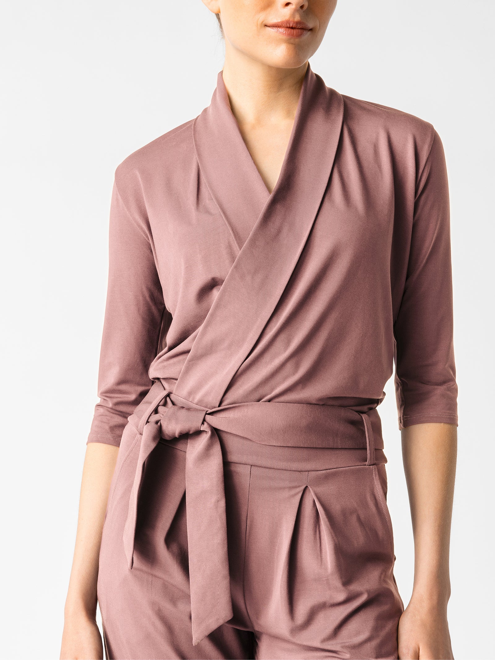 Eleganter Jumpsuit aus blickdichter Bambusviskose