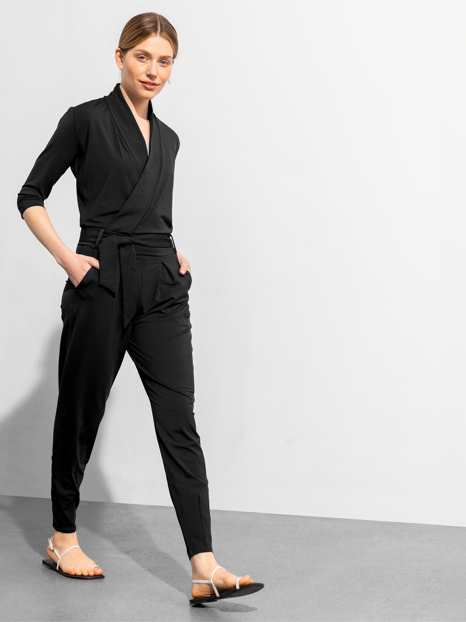 Eleganter Jumpsuit aus blickdichter Bambusviskose