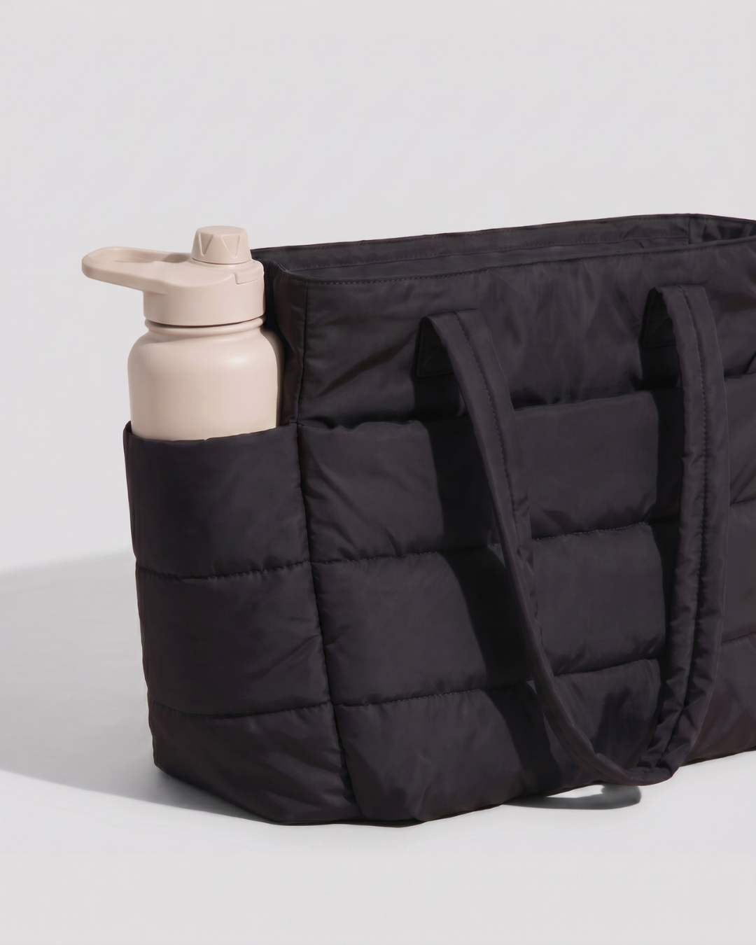 Gesteppte Puffer-Tasche mit Laptopfach bis 15,6 Zoll, wasserabweisend