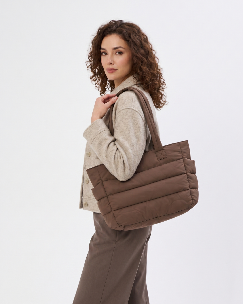 Gesteppte Puffer-Tasche mit Laptopfach bis 15,6 Zoll, wasserabweisend