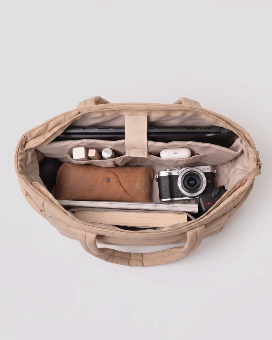Gesteppte Puffer-Tasche mit Laptopfach bis 15,6 Zoll, wasserabweisend